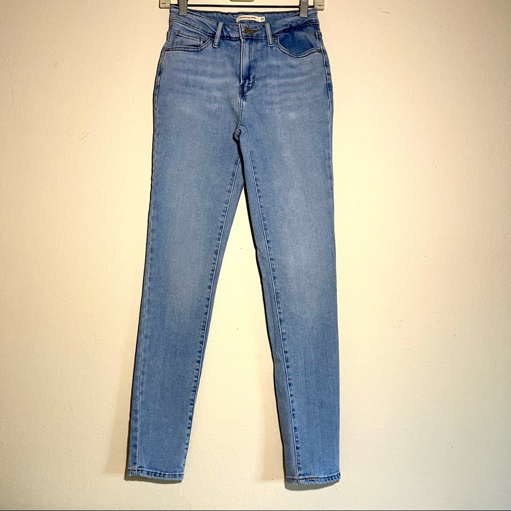 LEVI’S 721 high rise jeans